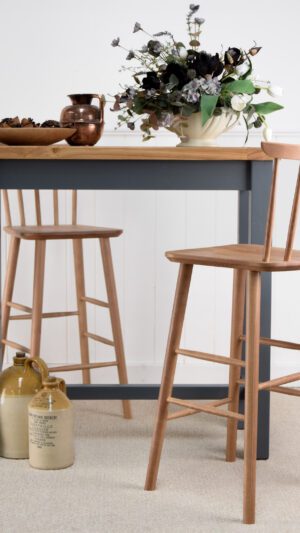 Warminster kitchen island with bar stools